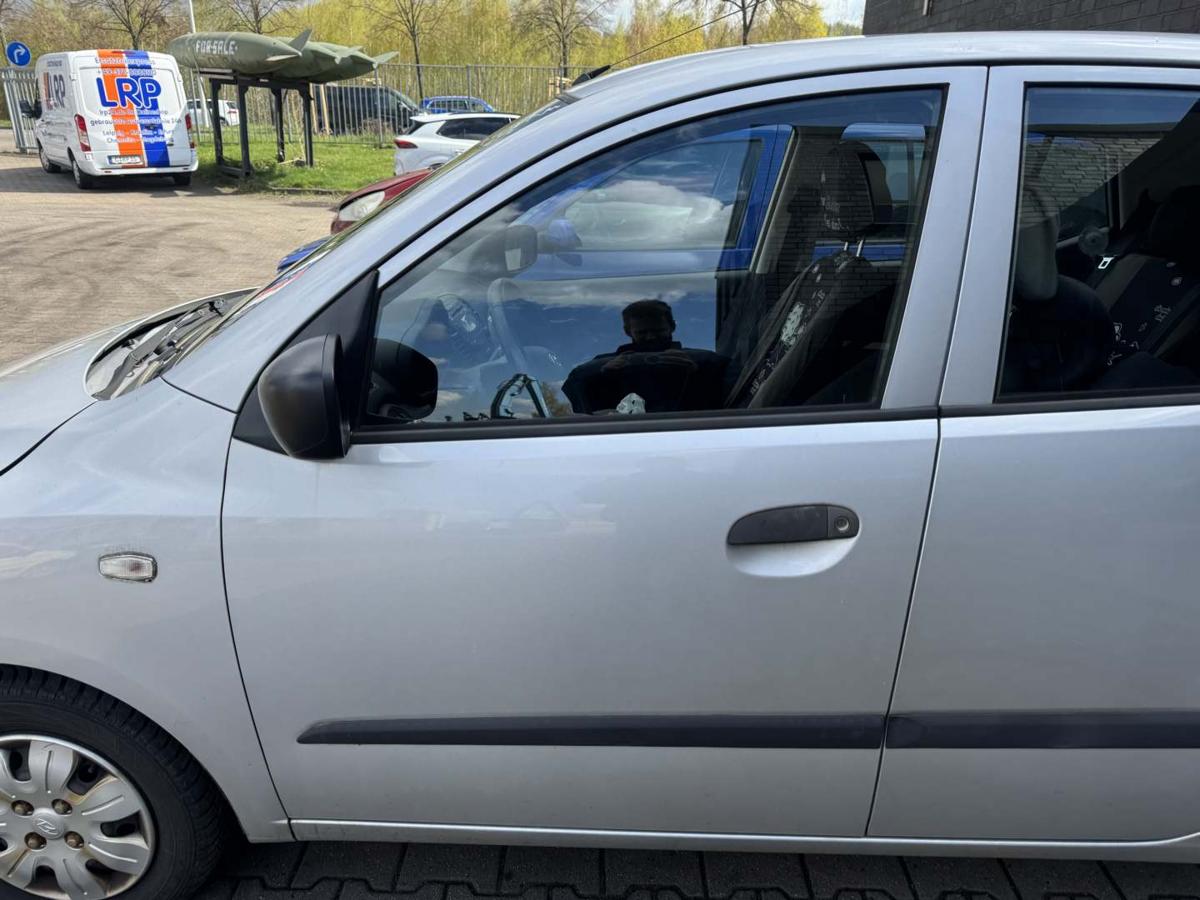 Hyundai I10 PA original T&uuml;r vorn links HD Sleek Silver Rohbau Bj.2010